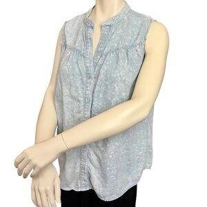Cloth & Stone Evereve Seamed Sleeveless Stone Wash Blue Denim Button Down Shirt